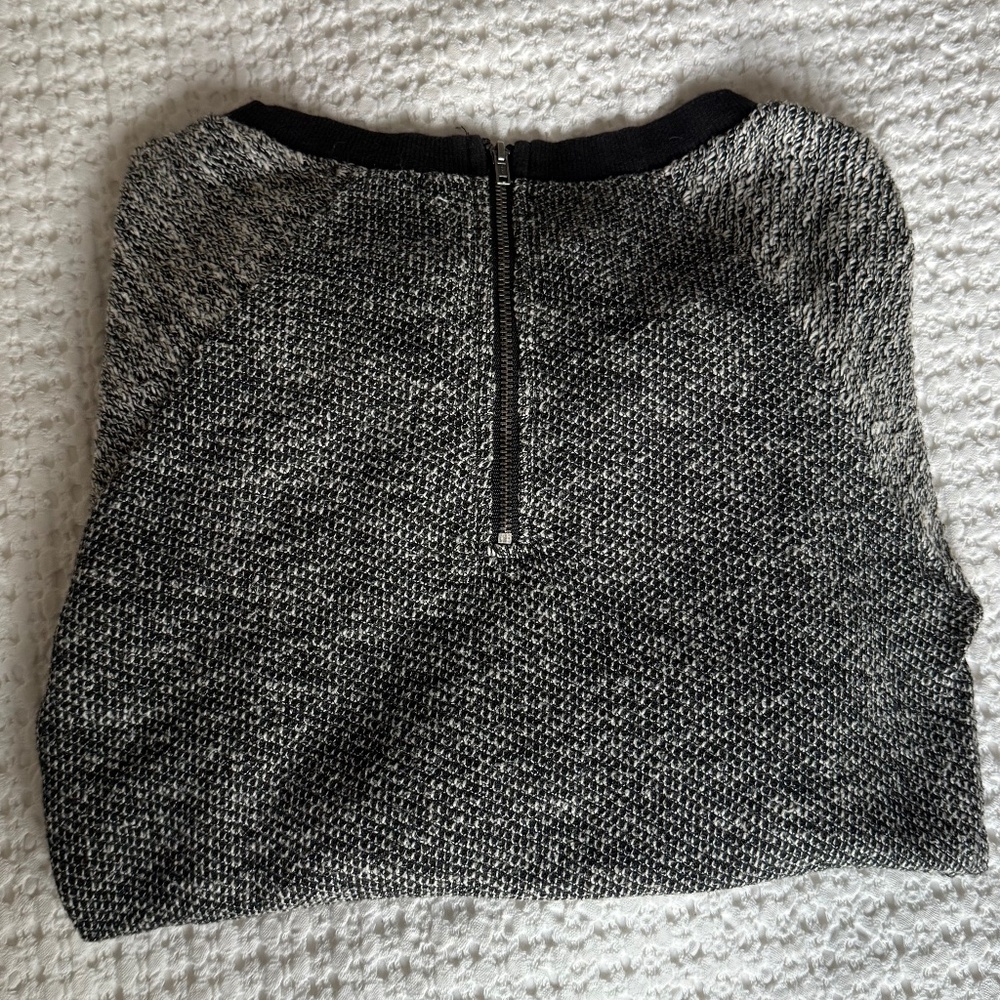 Splendid Sweater - Picture 4 of 4